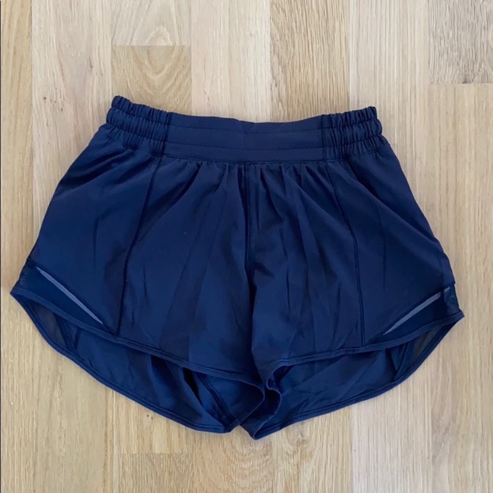 Lululemon Hotty hot short